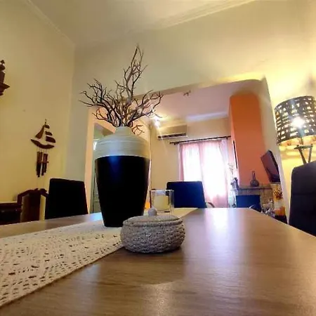 Mina'S Veranda 90Sqm Πάτρα Εξωτερικό φωτογραφία